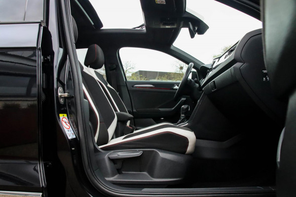 Volkswagen T-Roc 2.0TSI 4Motion Sport 190pk DSG! 1e|DLR|Panoramadak|Virtual Cockpit|LED Plus|Sportstoelen|PDC|CarPlay|Beats|18inch
