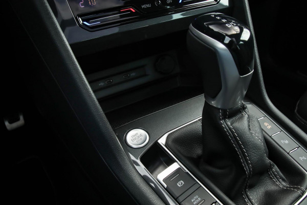 Volkswagen Tiguan 1.5TSI R-Line Business+ 150pk DSG Panoramadak|Virtual Cockpit|IQ LED Plus|NAVI|ACC|Lane+Side|Harman Kardon|Black