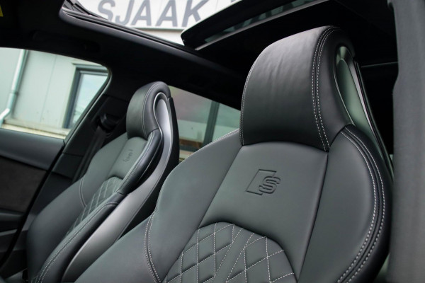 Audi A4 Avant 45 2.0 TFSI Quattro S line Black Edition Facelift 252pk S-Tronic 1e|Kuipstoelen|Panoramadak|Virtual Cockpit|Black|19