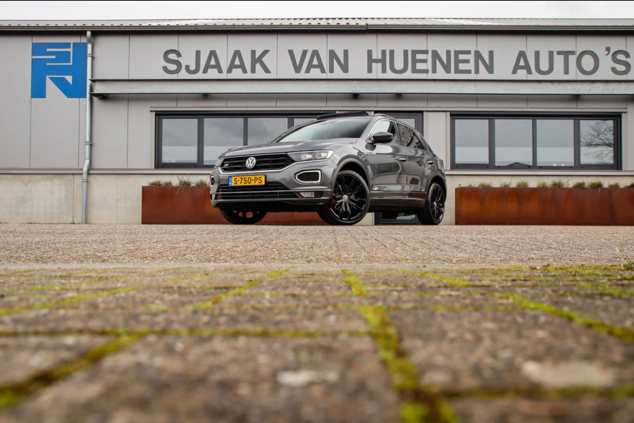 Volkswagen T-Roc 1.5 TSI Sport Business R 150pk DSG! Panoramadak|Virtual Cockpit|LED Plus|NAVI|ACC|Lane+Side|Camera|Black|Trekhaak