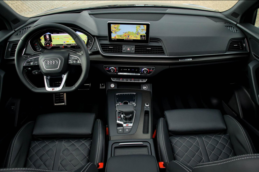 Audi SQ5 3.0TFSI Q5 Quattro S-Line 354pk Automaat! 1e Eig|NL|DLR|Luchtvering|Kuipstoelen|Panoramadak|Virtual Cockpit|Black|Carbon