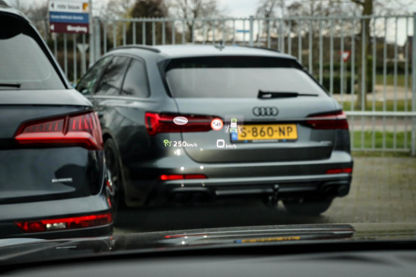 Audi SQ5 3.0TFSI Q5 Quattro S-Line 354pk Automaat! 1e Eig|NL|DLR|Luchtvering|Kuipstoelen|Panoramadak|Virtual Cockpit|Black|Carbon