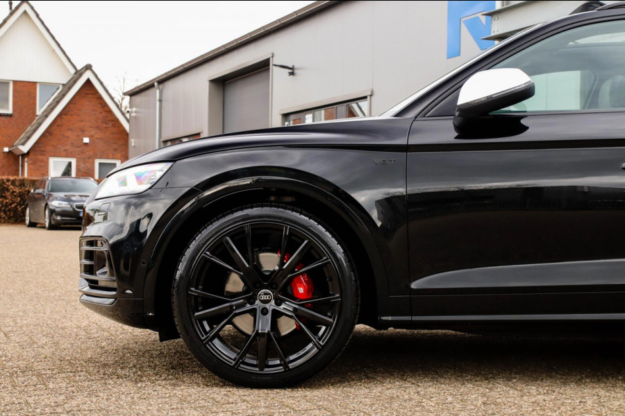 Audi SQ5 3.0TFSI Q5 Quattro S-Line 354pk Automaat! 1e Eig|NL|DLR|Luchtvering|Kuipstoelen|Panoramadak|Virtual Cockpit|Black|Carbon