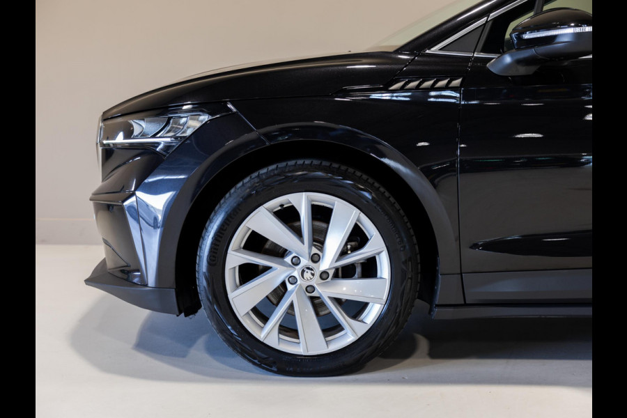 Škoda ENYAQ iV 60 SOH 93% / 180pk / NAP / Achteruitrij camera / Stoelverwarming /