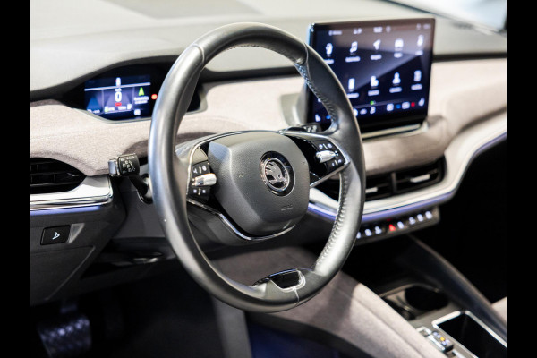 Škoda ENYAQ iV 60 SOH 93% / 180pk / NAP / Achteruitrij camera / Stoelverwarming /