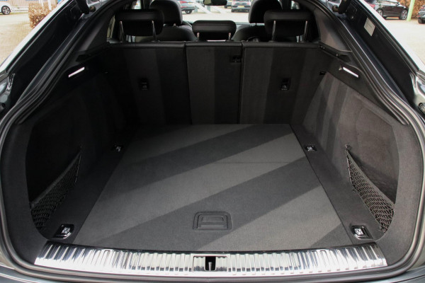 Audi e-tron Sportback 55 Quattro S Edition Pro Line S S-Line 408pk 12%|1e|NL|DLR|Panoramadak|Virtual Cockpit|Luchtvering|360|Black