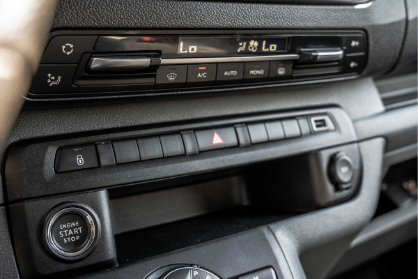 Peugeot Expert 2.0 BlueHDi 120 | Automaat | 6-Zits | 360° Camera | Carplay | Head up | PDC | Navi | Climatronic | Trekhaak