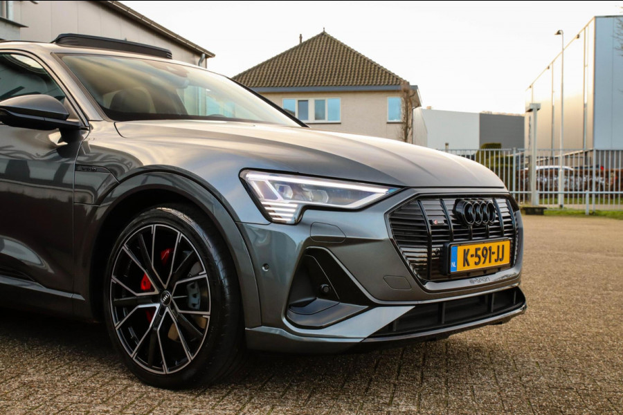 Audi e-tron Sportback 55 Quattro S Edition Pro Line S S-Line 408pk! 8%|1e|NL|DLR|Panoramadak|Virtual Cockpit|Luchtvering|B&O|Black