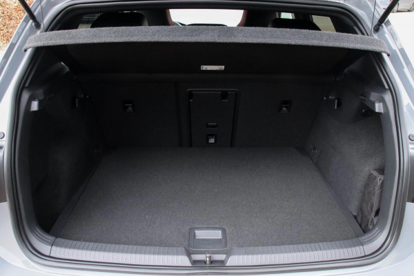 Volkswagen Golf 2.0 TSI GTI 245pk DSG! Panoramadak|Virtual Cockpit|IQ LED|Lederen kuipstoelen+Ventilatie|NAVI|Camera|Harman Kardon