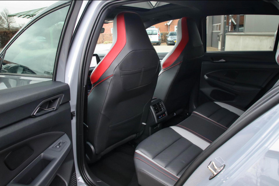 Volkswagen Golf 2.0 TSI GTI 245pk DSG! Panoramadak|Virtual Cockpit|IQ LED|Lederen kuipstoelen+Ventilatie|NAVI|Camera|Harman Kardon