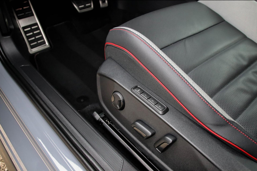 Volkswagen Golf 2.0 TSI GTI 245pk DSG! Panoramadak|Virtual Cockpit|IQ LED|Lederen kuipstoelen+Ventilatie|NAVI|Camera|Harman Kardon
