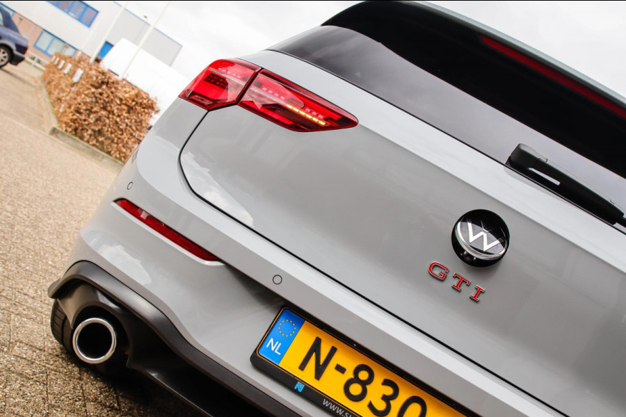 Volkswagen Golf 2.0 TSI GTI 245pk DSG! Panoramadak|Virtual Cockpit|IQ LED|Lederen kuipstoelen+Ventilatie|NAVI|Camera|Harman Kardon
