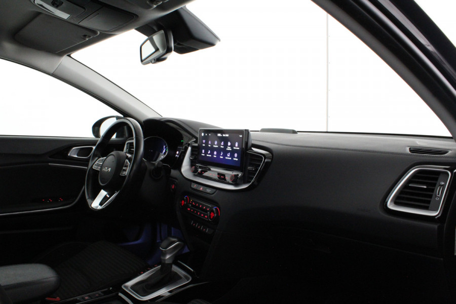 Kia Xceed 1.6 GDi PHEV Dynamic Line > 140pk/Trekhaak/Camera/All season banden
