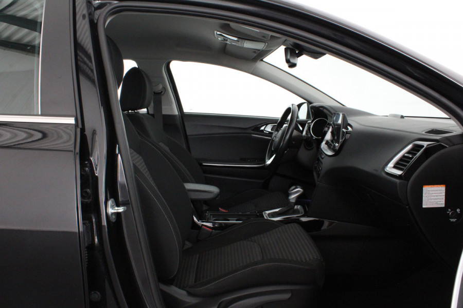 Kia Xceed 1.6 GDi PHEV Dynamic Line > 140pk/Trekhaak/Camera/All season banden