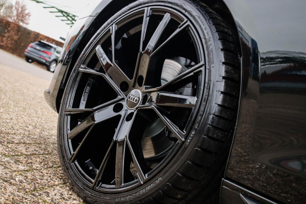 Audi A4 Avant 2.0 TFSI S line Black Edition Facelift 245pk S-Tronic! 1e|DLR|Panoramadak|Virtual Cockpit|Leder|LED Matrix|Black