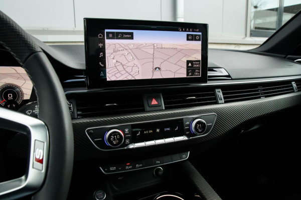 Audi A4 Avant 2.0 TFSI S line Black Edition Facelift 150pk S-Tronic! 1e|NL|DLR|Panoramadak|Virtual Cockpit|Leder|LED Matrix|Black