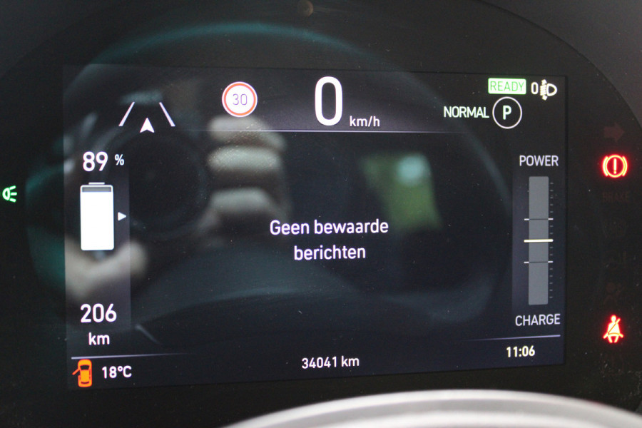 Fiat 500E Icon 42 kWh | Panoramadak | Parkeersensoren | Achteruitrijcamera | Airco