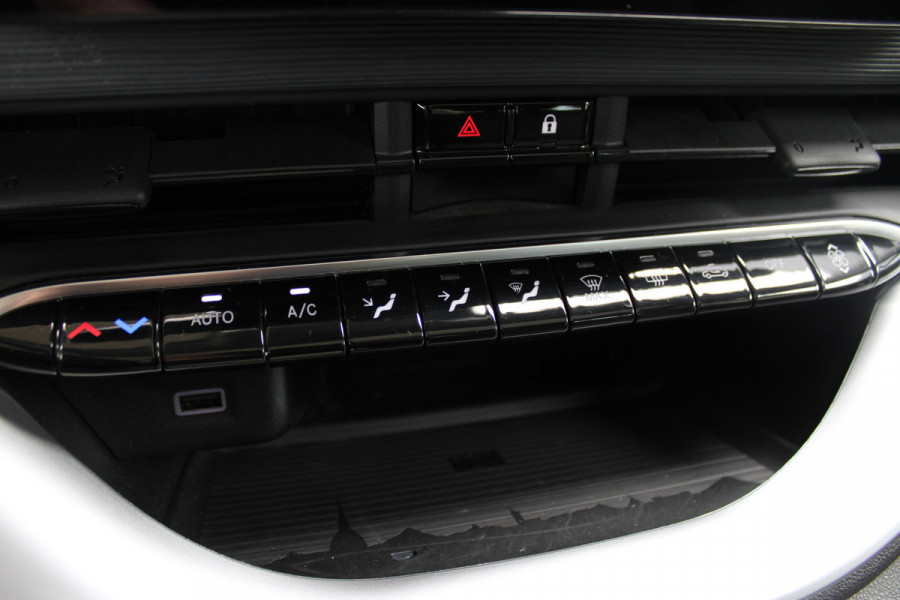 Fiat 500E Icon 42 kWh | Panoramadak | Parkeersensoren | Achteruitrijcamera | Airco
