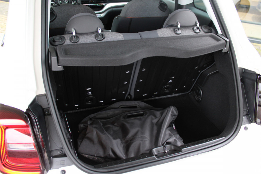 Fiat 500E Icon 42 kWh | Panoramadak | Parkeersensoren | Achteruitrijcamera | Airco