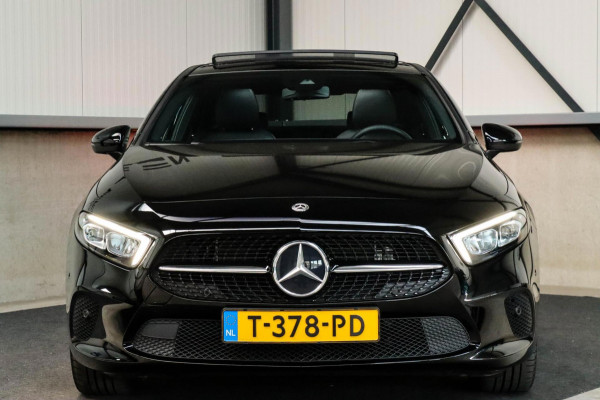 Mercedes-Benz A-Klasse 250 e Limousine Launch Sport Edition 8G Automaat 218pk! 1e|Panoramadak|Widescreen|LED|Leder|Burmester|Sfeer