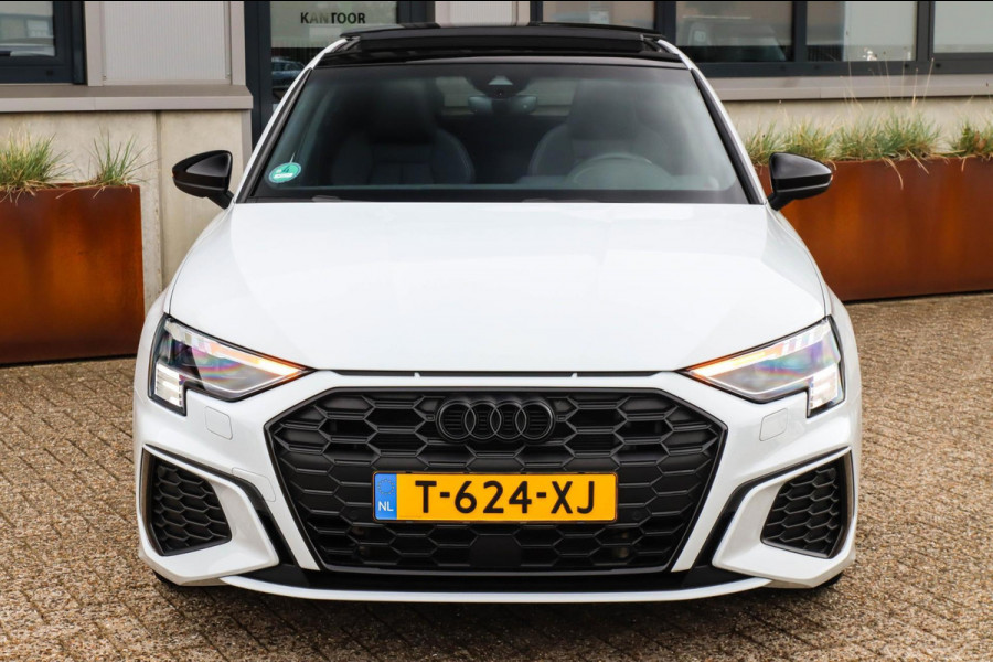 Audi A3 Sportback 45TFSI e PHEV S Edition S-line 245pk S-Tronic Elektrische Kuipstoelen|Virtual Cockpit|Panoramadak|LED Matrix|B&O