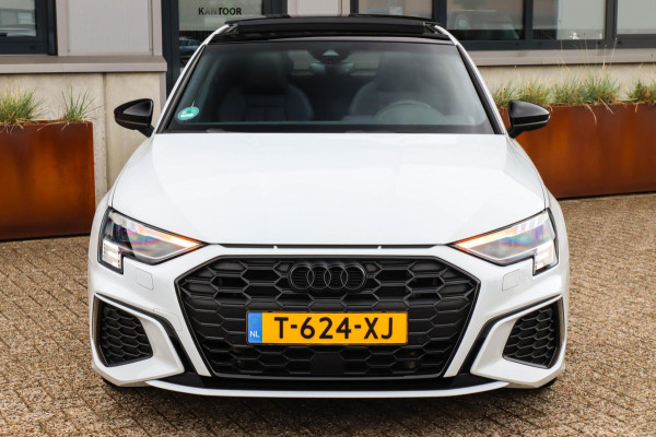 Audi A3 Sportback 45TFSI e PHEV S Edition S-line 245pk S-Tronic Elektrische Kuipstoelen|Virtual Cockpit|Panoramadak|LED Matrix|B&O