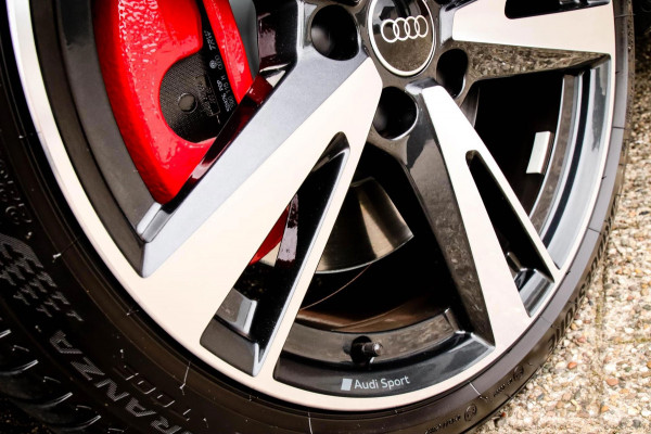 Audi A3 45 TFSIe 45TFSI e PHEV S Edition S-line 245pk S-Tronic Elektrische Kuipstoelen|Virtual Cockpit|Panoramadak|LED Matrix|B&O