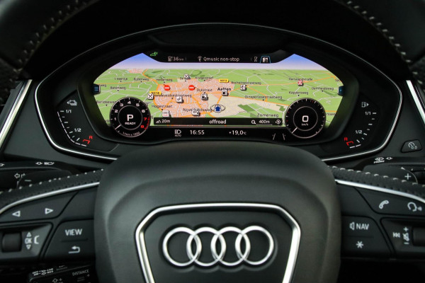 Audi Q5 55 TFSI e Quattro Competition Pro Line S S-Line 367pk Automaat Luchtvering|Panoramadak|Virtual Cockpit|S kuipstoelen|Black