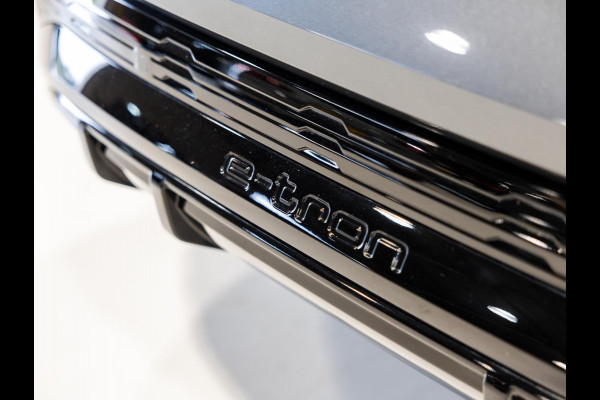 Audi Q8 Sportback e-tron 50 quattro S-Line Edition 95 kWh SOH 90% / 340pk / NAP / Panorama dak / Leder / Elektrische stoelverstelling met geheugen /