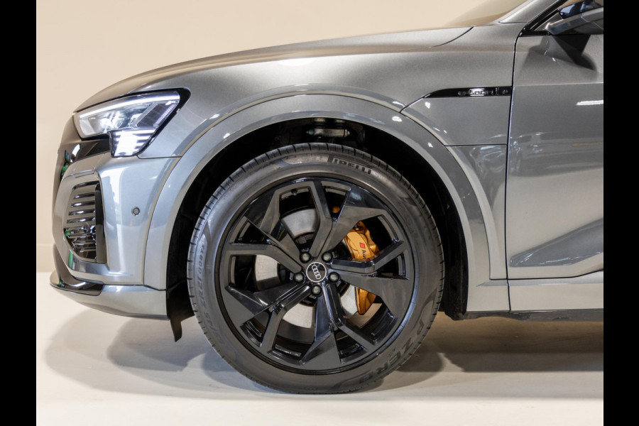 Audi Q8 Sportback e-tron 50 quattro S-Line Edition 95 kWh SOH 90% / 340pk / NAP / Panorama dak / Leder / Elektrische stoelverstelling met geheugen /