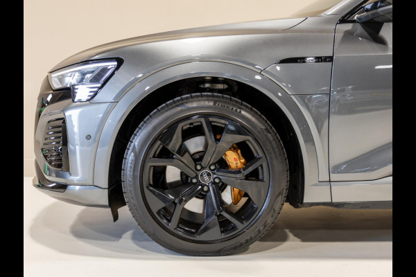 Audi Q8 Sportback e-tron 50 quattro S-Line Edition 95 kWh SOH 90% / 340pk / NAP / Panorama dak / Leder / Elektrische stoelverstelling met geheugen /