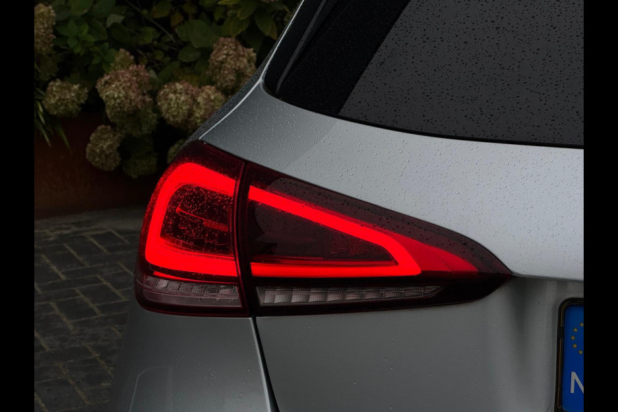 Mercedes-Benz A-Klasse 180 d Business Solution AMG BTW/BPM PANO|LEDER|CR CONTROL