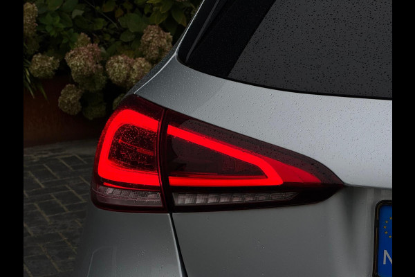 Mercedes-Benz A-Klasse 180 d Business Solution AMG BTW/BPM PANO|LEDER|CR CONTROL