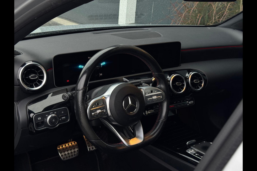 Mercedes-Benz A-Klasse 180 d Business Solution AMG BTW/BPM PANO|LEDER|CR CONTROL