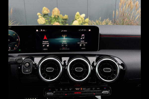 Mercedes-Benz A-Klasse 180 d Business Solution AMG BTW/BPM PANO|LEDER|CR CONTROL