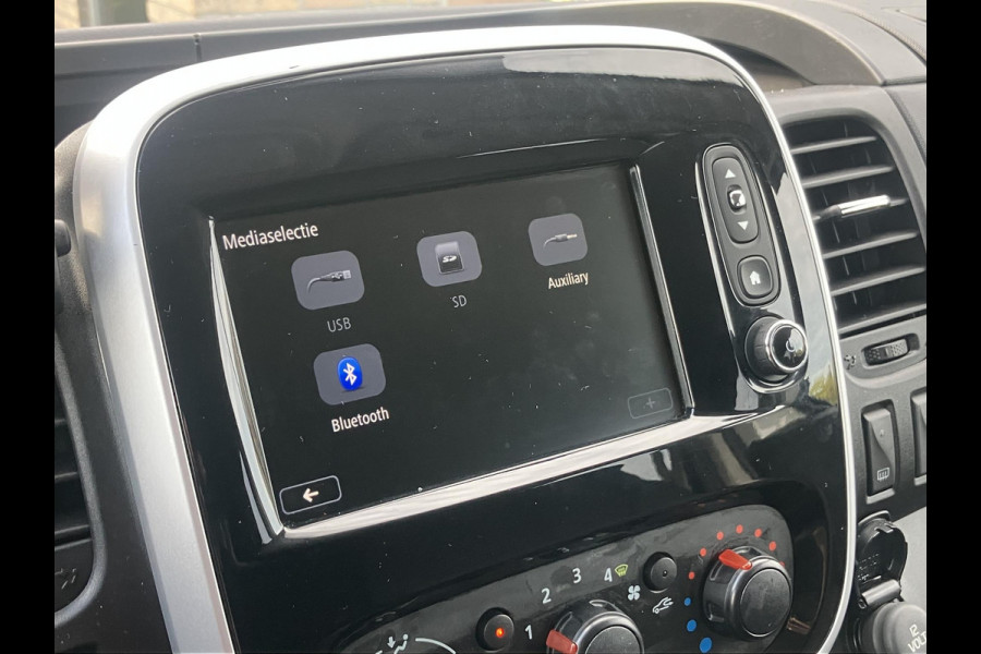 Opel Vivaro 1.6 L2H1 DC | 2x schuifdeur | Trekhaak | Camera | 12 Mnd Garantie