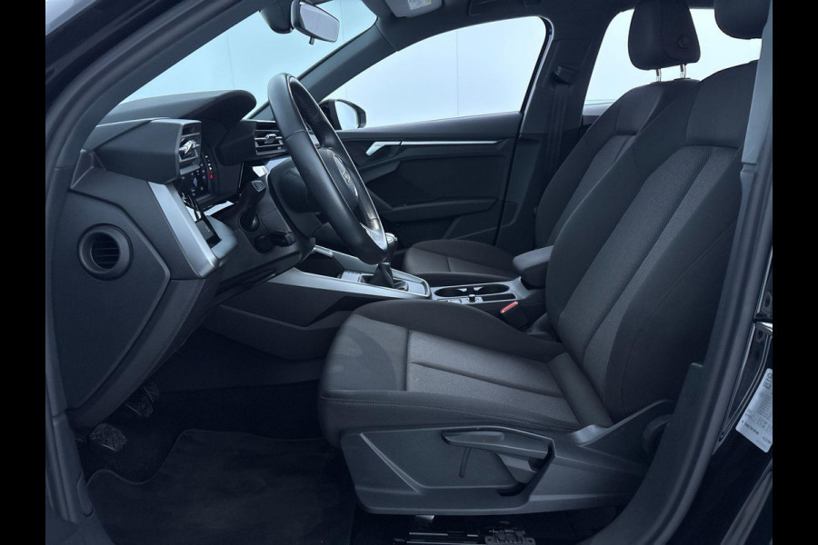 Audi A3 Sportback 30 TFSI Pro Line 110 pk | Navigatie via app | Autom Airco | Parkeersensoren achter | Cruise Control | LED |