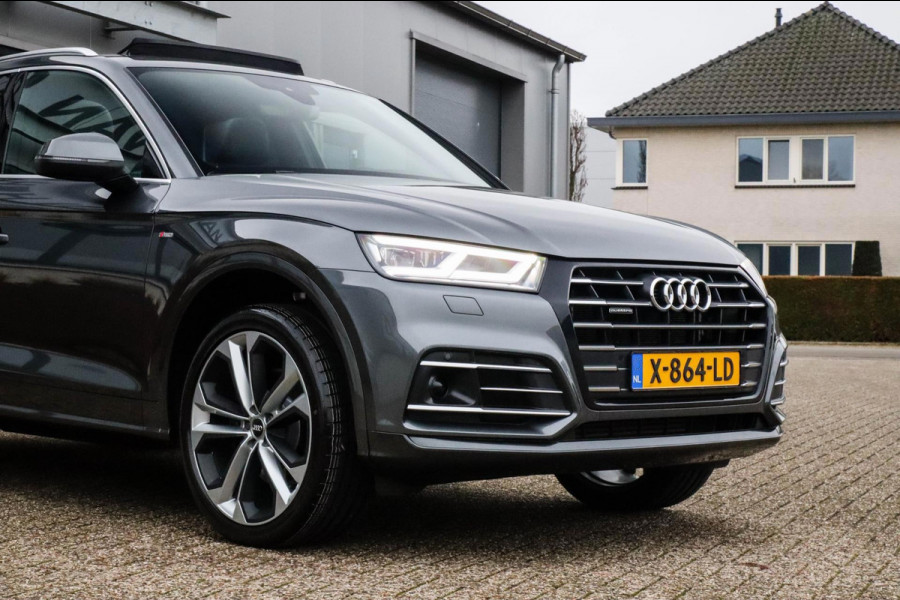 Audi Q5 55 TFSI e Quattro Competition Pro Line S S-Line 367pk Automaat! 1e|DLR|Panoramadak|Virtual Cockpit|LED Matrix|ACC|Black|21