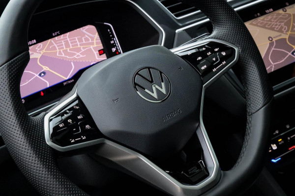 Volkswagen Tiguan 1.4 TSI eHybrid R-Line Business DSG 245pk Panoramadak|Virtual Cockpit|IQ LED Plus|NAVI|ACC|Black|19inch|Trekhaak