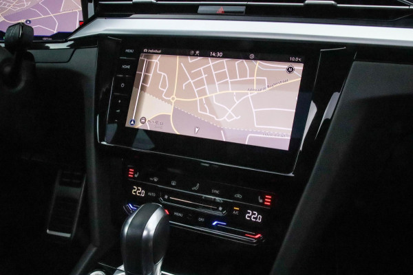 Volkswagen Arteon Shooting Brake 1.4 TSI eHybrid R-Line Business+ 218pk DSG! 1e|Panoramadak|Virtual Cockpit|Lederen R kuipstoelen