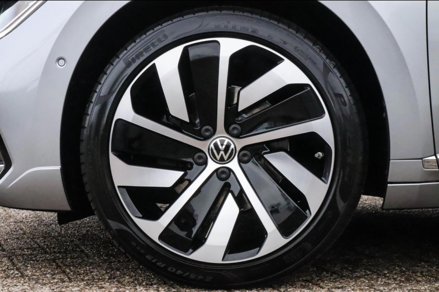 Volkswagen Arteon Shooting Brake 1.4 TSI eHybrid R-Line Business+ 218pk DSG! 1e|Panoramadak|Virtual Cockpit|Lederen R kuipstoelen