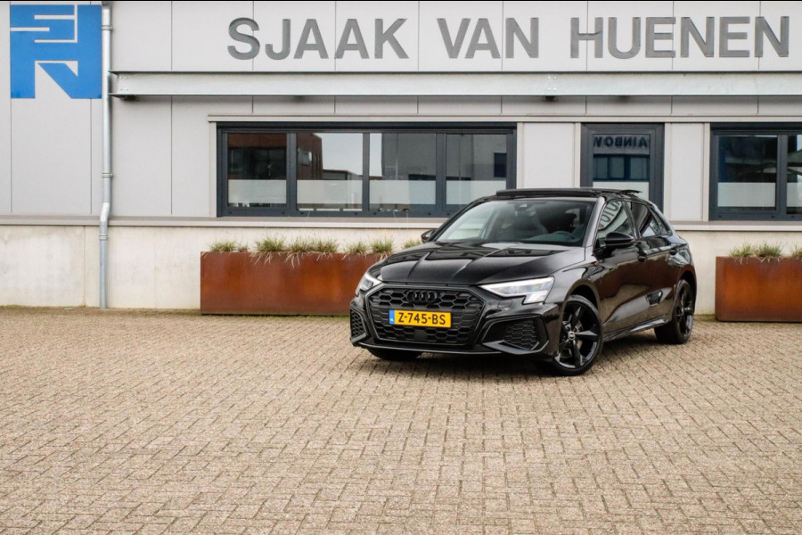 Audi A3 Sportback 45TFSI e PHEV S Edition S line Competition 245pk S-Tronic! Panoramadak|Virtual Cockpit|Supersport Kuipstoelen|18