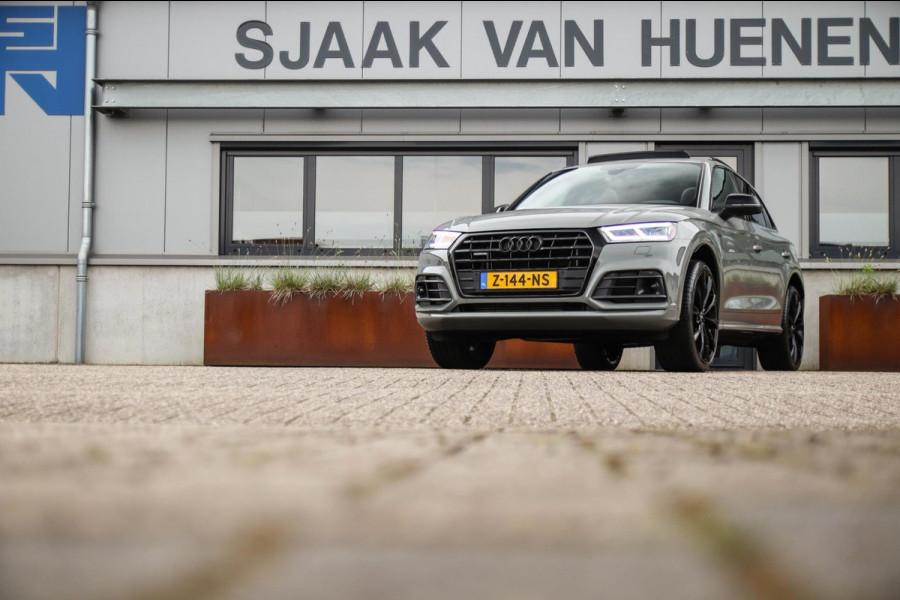 Audi Q5 55 TFSI e Quattro Competition Pro Line S S-Line 367pk Automaat! 1e Eig|DLR|Panoramadak|Virtual Cockpit|LED Matrix|Black|22