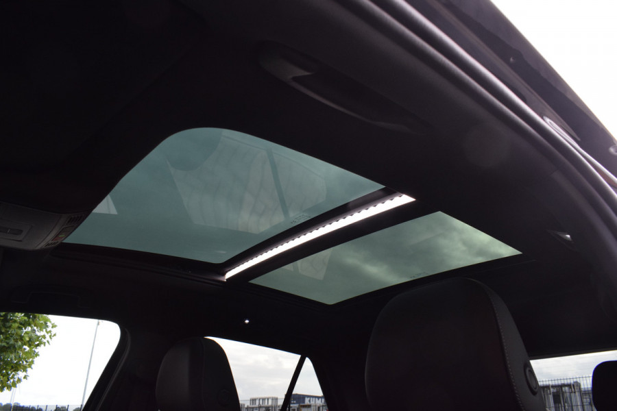Volkswagen T-Roc 1.5 TSI R-Line Black Style | Panoramdak | Beats | 19"