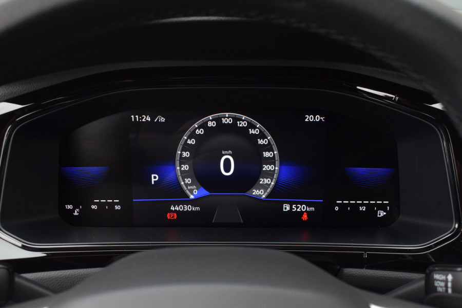 Volkswagen T-Roc 1.5 TSI R-Line Black Style | Panoramdak | Beats | 19"