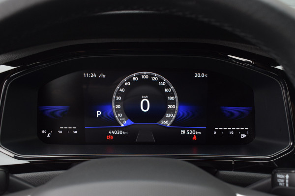 Volkswagen T-Roc 1.5 TSI R-Line Black Style | Panoramdak | Beats | 19"