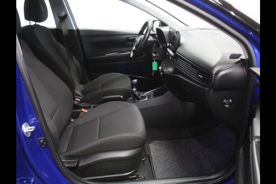 Hyundai i20 1.2 MPI Comfort Smart AIRCO | CRUISE | LMV16 | CARPLAY | DAB | CAMERA | LED | NAVI | PDCA