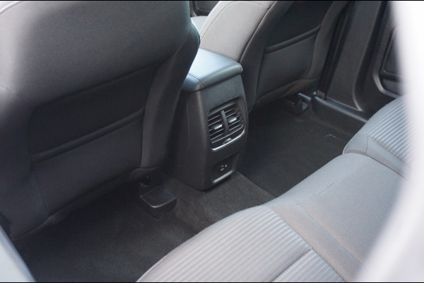 Ford Kuga PHEV Titanium Aut. | WINTERPACK | NAVI | LUXE!