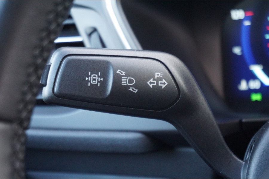 Ford Kuga PHEV Titanium Aut. | WINTERPACK | NAVI | LUXE!