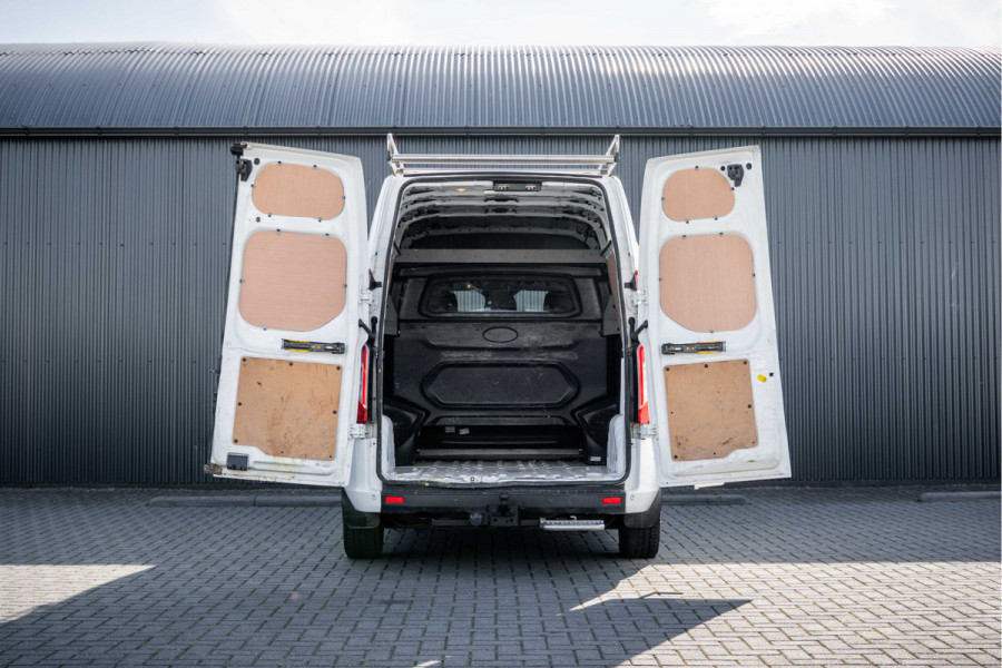 Ford Transit Custom 2.0 EcoBlue | L2H2 | Dubbele Cabine | Cruise | 1e Eigenaar | PDC | Stoelverw. | Airco | Trekhaak | Imperiaal